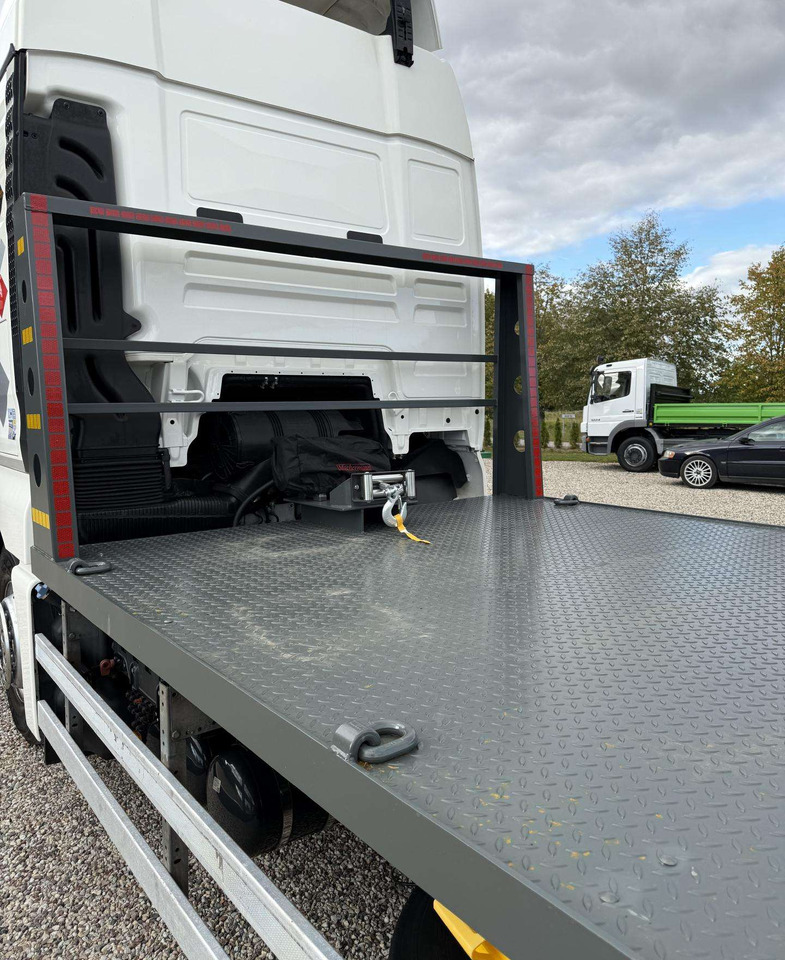 MAN TGX 26.420 - Přepravník automobilů: obrázek 4 MAN TGX 26.420 - Přepravník automobilů: obrázek 4