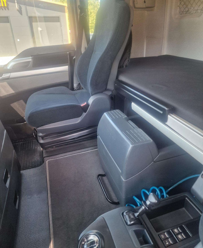 Přepravník automobilů MAN TGX 26.440: obrázek 10