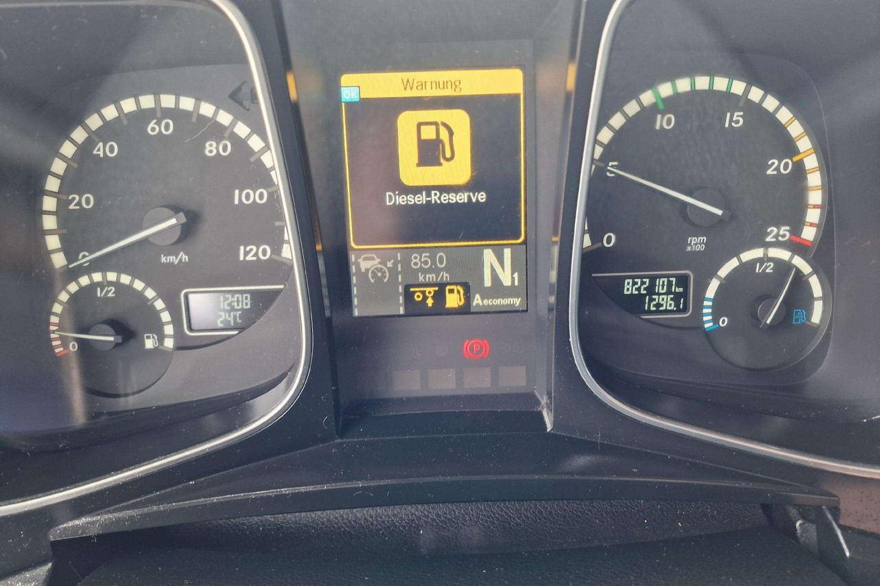 Mercedes-Benz Actros 25.43 - Přepravník automobilů: obrázek 4 Mercedes-Benz Actros 25.43 - Přepravník automobilů: obrázek 4