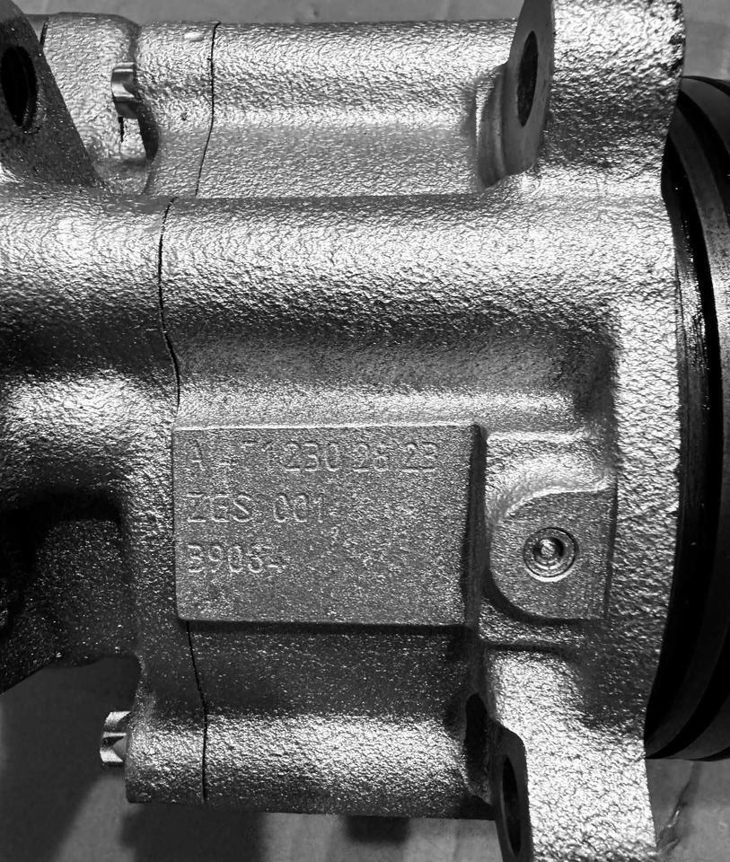 Mercedes PRZYSTAWKA odbioru mocy PTO pompy hydrauliki Setra Class 470 - Motor: obrázek 5 Mercedes PRZYSTAWKA odbioru mocy PTO pompy hydrauliki Setra Class 470 - Motor: obrázek 5