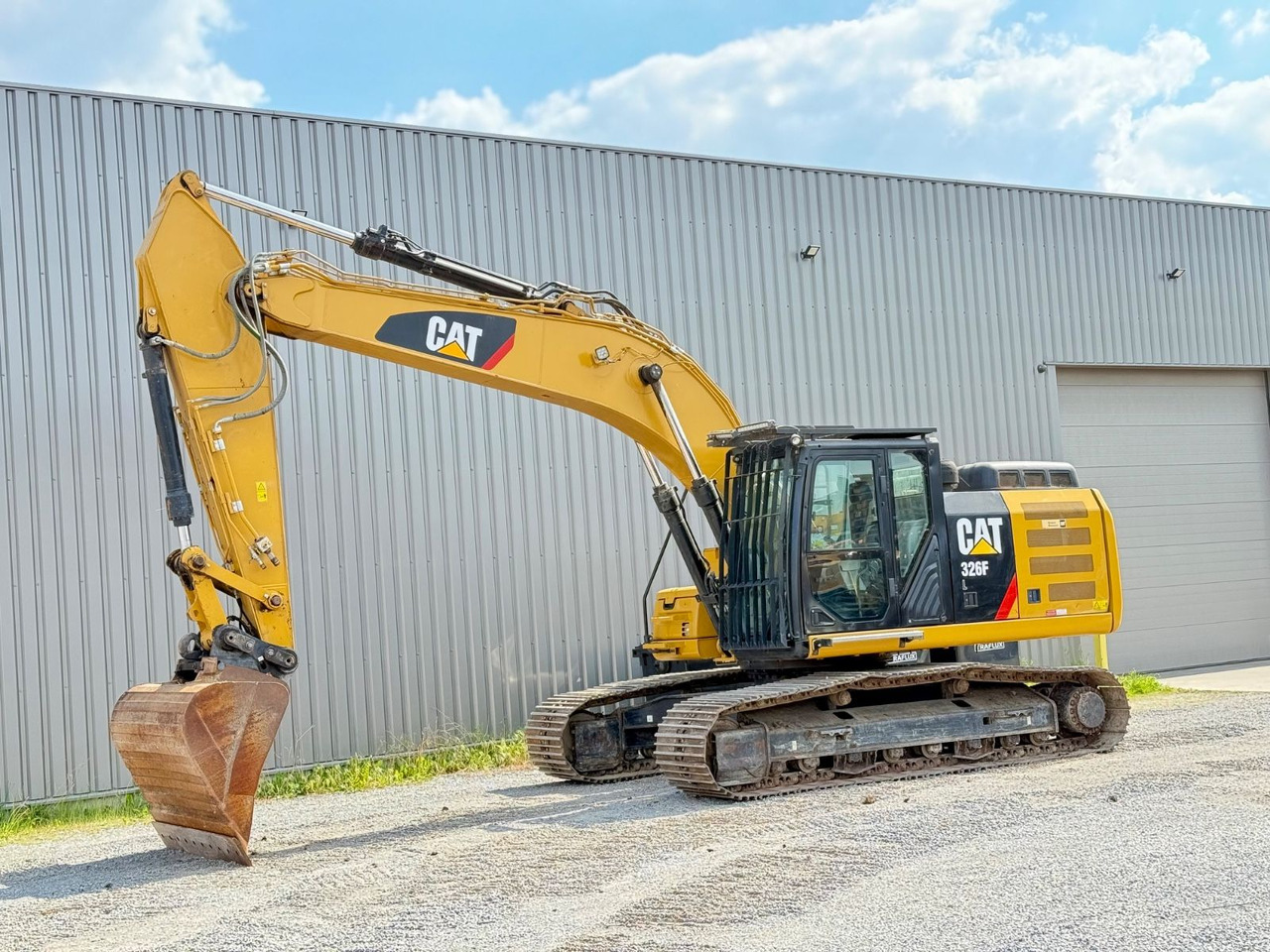 CAT 326FL - Pásové rýpadlo: obrázek 2 CAT 326FL - Pásové rýpadlo: obrázek 2