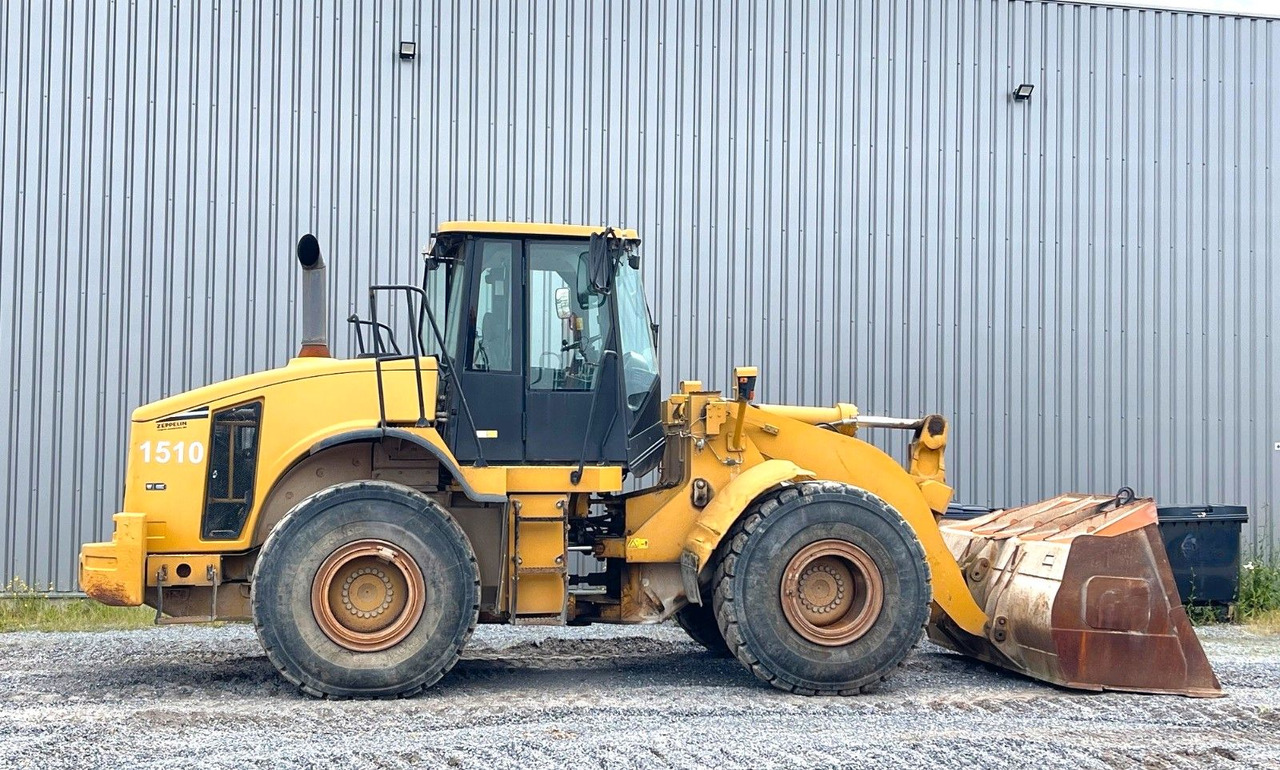 CAT 962H - Kolový nakladač: obrázek 2 CAT 962H - Kolový nakladač: obrázek 2