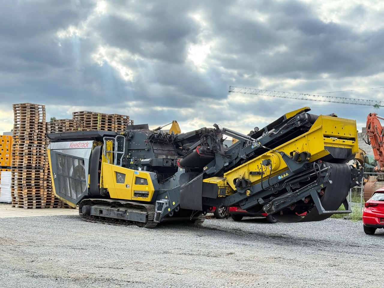 Nárazový drtič KEESTRACK R3H Mobile Brecheranlage mit Siebmodul: obrázek 10