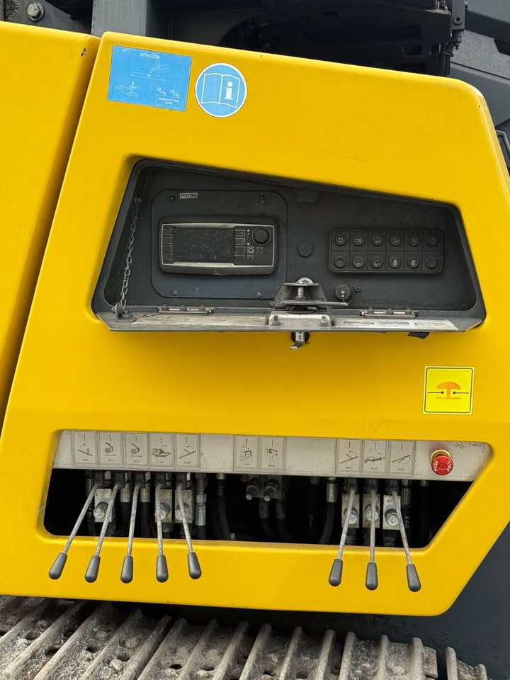 Nárazový drtič KEESTRACK R3H Mobile Brecheranlage mit Siebmodul: obrázek 13