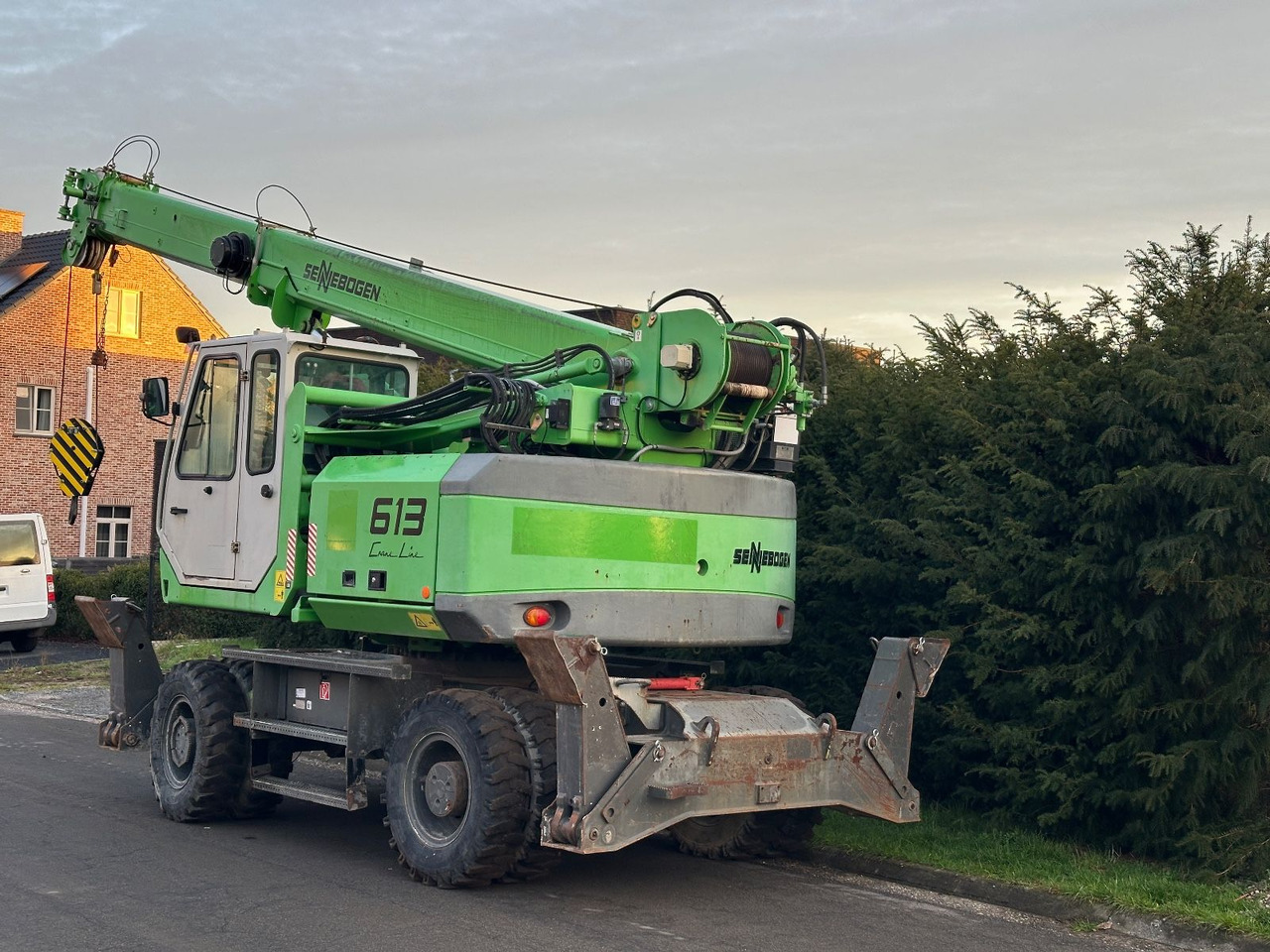 Sennebogen 613 - Věžový jeřáb: obrázek 1 Sennebogen 613 - Věžový jeřáb: obrázek 1