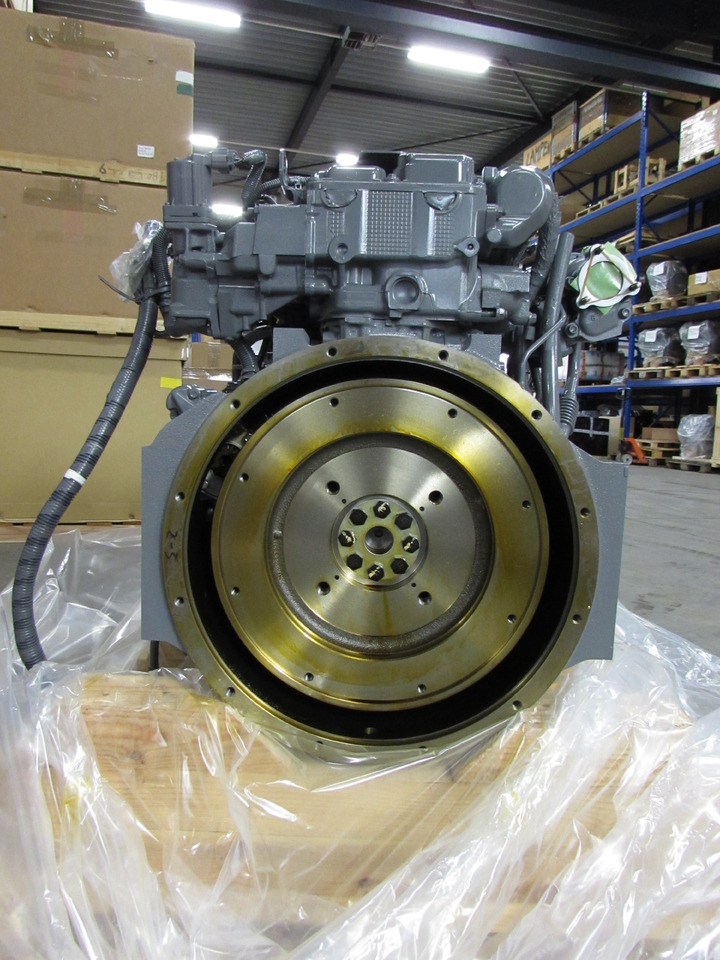 Isuzu 4JJ1XYSS-01 - Motor pro Rýpadlo: obrázek 2 Isuzu 4JJ1XYSS-01 - Motor pro Rýpadlo: obrázek 2