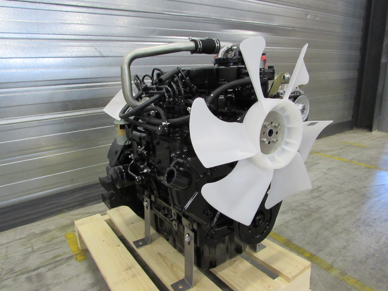Mitsubishi New engine S4L2-Z5T61SD 17.7kw@1500 rpm stage 5 - Motor pro Elektrický generátor: obrázek 4 Mitsubishi New engine S4L2-Z5T61SD 17.7kw@1500 rpm stage 5 - Motor pro Elektrický generátor: obrázek 4