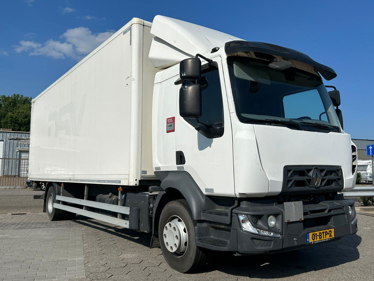 Renault D / bj. 2019 / APK / 16t - Skříňový nákladní auto: obrázek 1 Renault D / bj. 2019 / APK / 16t - Skříňový nákladní auto: obrázek 1