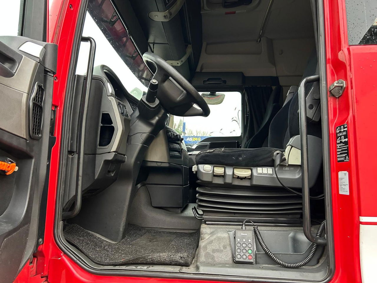 MAN TGX 18.440 Euro 5 / 2011 / 440pk - Tahač: obrázek 4 MAN TGX 18.440 Euro 5 / 2011 / 440pk - Tahač: obrázek 4