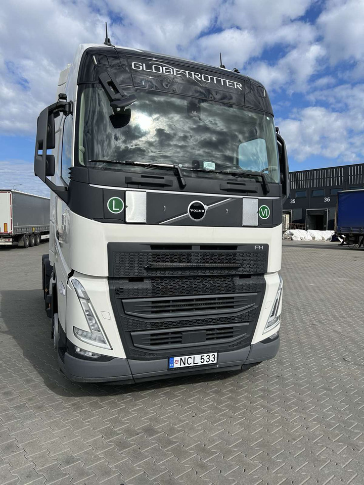 VOLVO FH D13 - Tahač: obrázek 2 VOLVO FH D13 - Tahač: obrázek 2