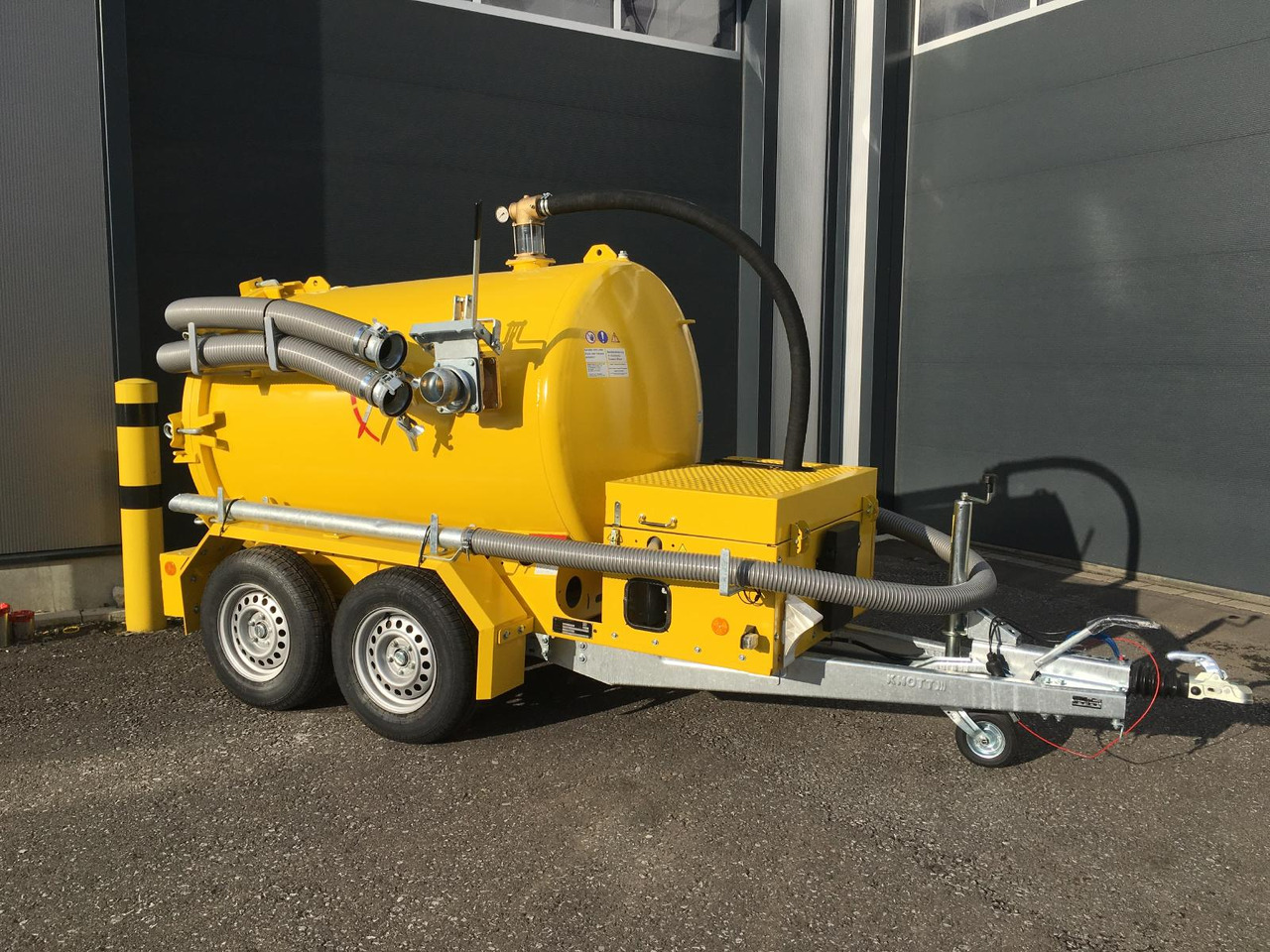Nový Čistič odpadových jam M-Vac 1500 / vacuum system for absorb mud and liquids: obrázek 8
