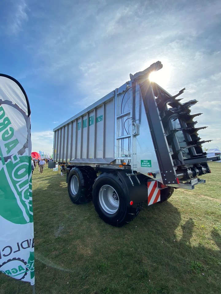 Auto-Agro Miststreuer / Manure spreader / Epandeur à fumier / Rimorchio spandiconcime / Abonadora / Разбрасыватель органических удобрений / Rozrzutnik obornika Tandem N268 - Rozmetadlo chlévské mrvy: obrázek 3 Auto-Agro Miststreuer / Manure spreader / Epandeur à fumier / Rimorchio spandiconcime / Abonadora / Разбрасыватель органических удобрений / Rozrzutnik obornika Tandem N268 - Rozmetadlo chlévské mrvy: obrázek 3