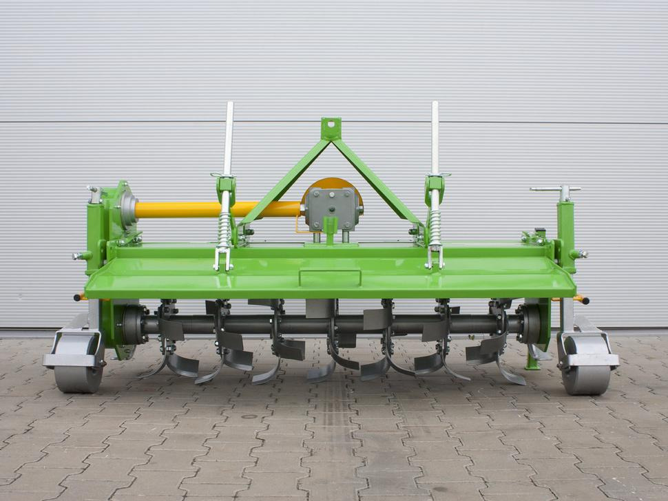 Bomet Bodenfräsen / Rotary tiller / Rotavator / Vangatrice / Rastrillo / Культиватор / Glebogryzarka 2 m - Rotavátor: obrázek 5 Bomet Bodenfräsen / Rotary tiller / Rotavator / Vangatrice / Rastrillo / Культиватор / Glebogryzarka 2 m - Rotavátor: obrázek 5