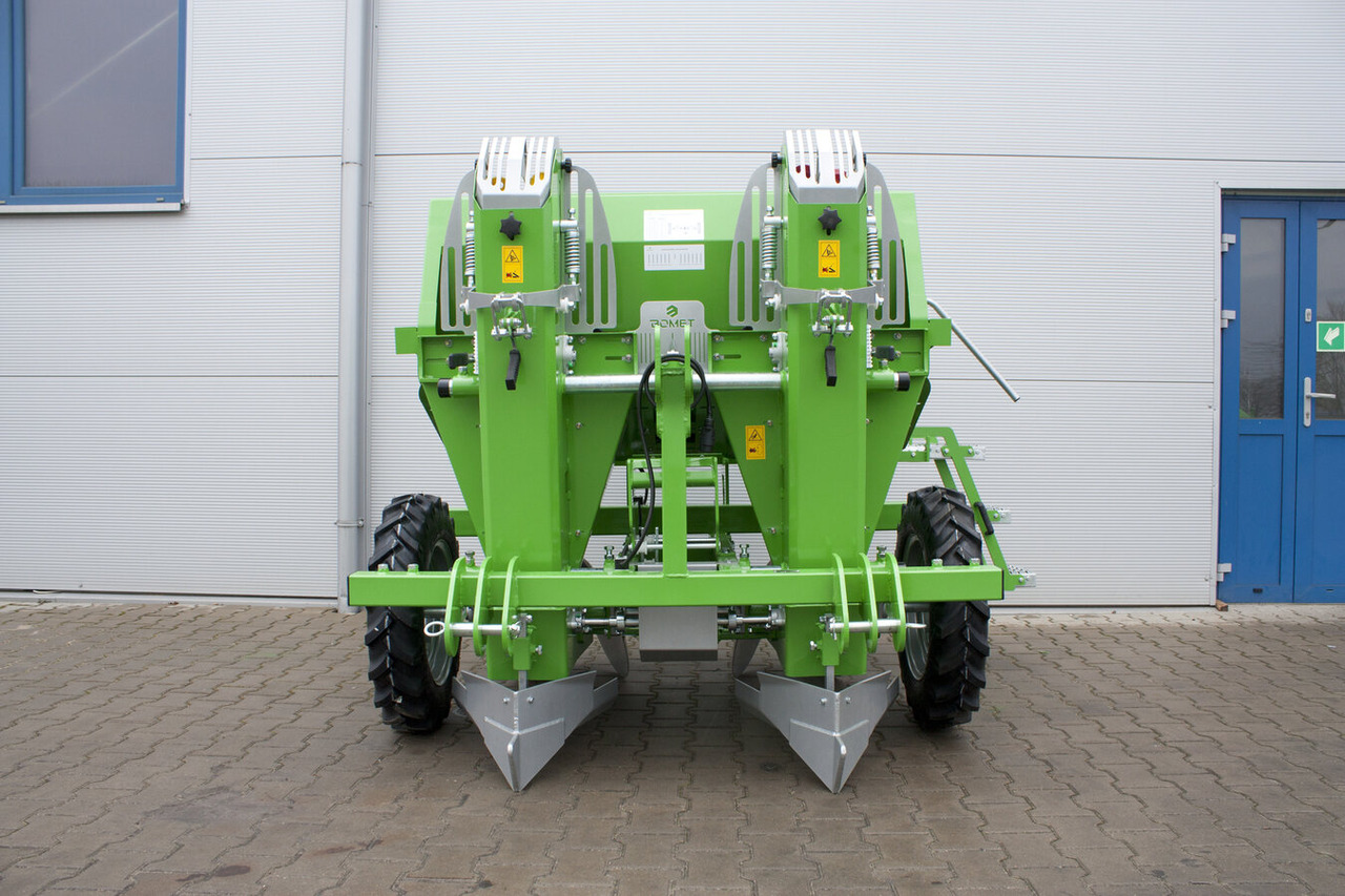 Bomet Kartoffelpflanzmaschine / Potato planter / Planteuse de pomme de terre / Piantapatate / Sadzarka ziemniaków - Sazeč brambor: obrázek 4 Bomet Kartoffelpflanzmaschine / Potato planter / Planteuse de pomme de terre / Piantapatate / Sadzarka ziemniaków - Sazeč brambor: obrázek 4