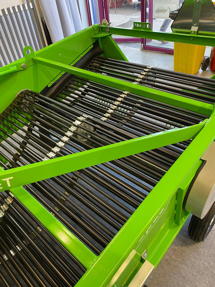 Nový Bramborový kombajn Bomet Siebkettenroder / Potato digger / Arracheuse de pomme de terre / Scavapatate / Cavador de patatas  / 2-рядная картофелекопалка / Kopaczka do ziemniaków: obrázek 20