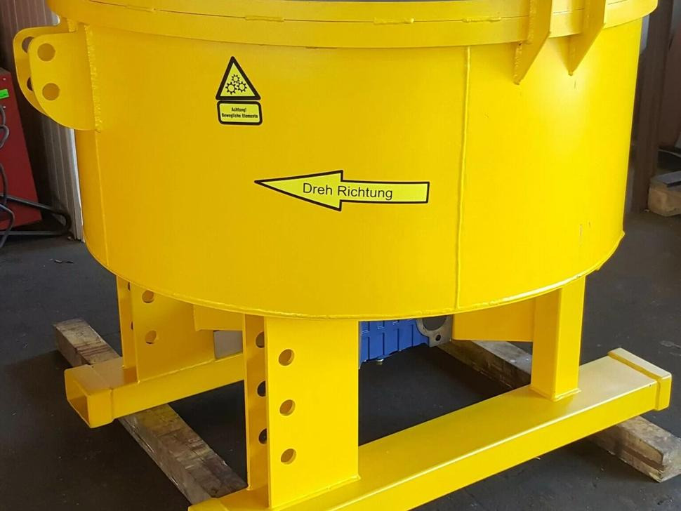 DC Betonmischer / Electric concrete mixer / Malaxeur à béton électrique / Betoniera / Бетономешалка с электроприводом / Betoniarka elektryczna 400 l - Stavební míchačka: obrázek 1 DC Betonmischer / Electric concrete mixer / Malaxeur à béton électrique / Betoniera / Бетономешалка с электроприводом / Betoniarka elektryczna 400 l - Stavební míchačka: obrázek 1