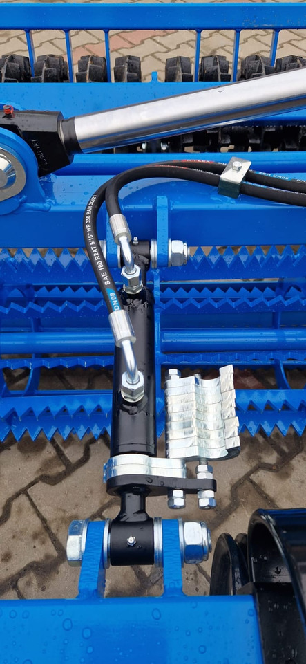 Nový Kultivátor Namyslo Saatbettbereitung / Seedbed preparation / Combiné de préparation / Sembradora / Посевной агрегат / Agregat uprawowy 5 m: obrázek 9