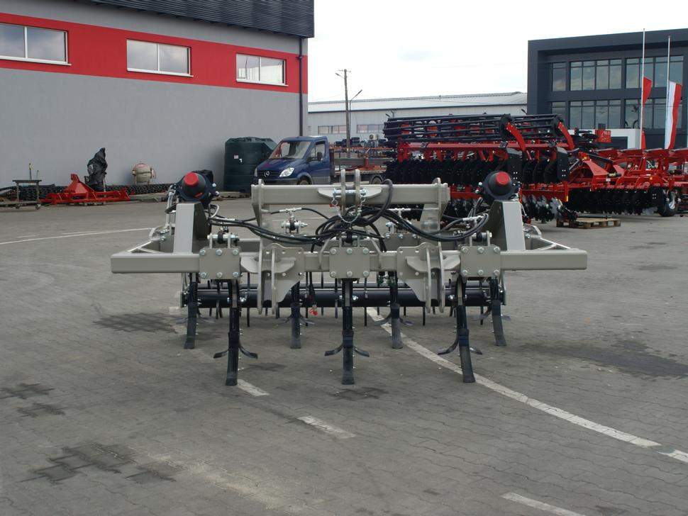 ROLEX Meißelpflug / Chisel plough / Decompacteur chisel / Aratro a scalpello Chisel / Чизельный плуг / Pług dłutowy 3 m - Podrývák: obrázek 3 ROLEX Meißelpflug / Chisel plough / Decompacteur chisel / Aratro a scalpello Chisel / Чизельный плуг / Pług dłutowy 3 m - Podrývák: obrázek 3