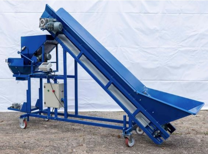 ROLMET Absackwaage / Weighing bagger / Peseuse ensacheuse / Pesatrice / Упаковочная машина с весами / Wagopakowarka WE-1 - Bramborářská technika: obrázek 1 ROLMET Absackwaage / Weighing bagger / Peseuse ensacheuse / Pesatrice / Упаковочная машина с весами / Wagopakowarka WE-1 - Bramborářská technika: obrázek 1