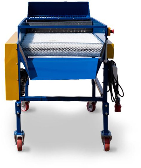 ROLMET Bürstenmaschine / Potato brush cleaner / Nettoyeuse à brosse / Pulitore a spazzole / Очиститель / Czyszczarka szczotkowa - Bramborářská technika: obrázek 3 ROLMET Bürstenmaschine / Potato brush cleaner / Nettoyeuse à brosse / Pulitore a spazzole / Очиститель / Czyszczarka szczotkowa - Bramborářská technika: obrázek 3