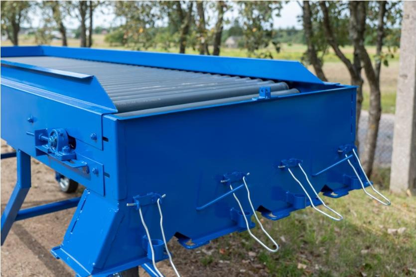 ROLMET Rollenverlesetisch / Sorting table / Table de tri / Tavolo selettivo / Сортировочный стол / Stół przebierczy SP 1 - Bramborářská technika: obrázek 4 ROLMET Rollenverlesetisch / Sorting table / Table de tri / Tavolo selettivo / Сортировочный стол / Stół przebierczy SP 1 - Bramborářská technika: obrázek 4