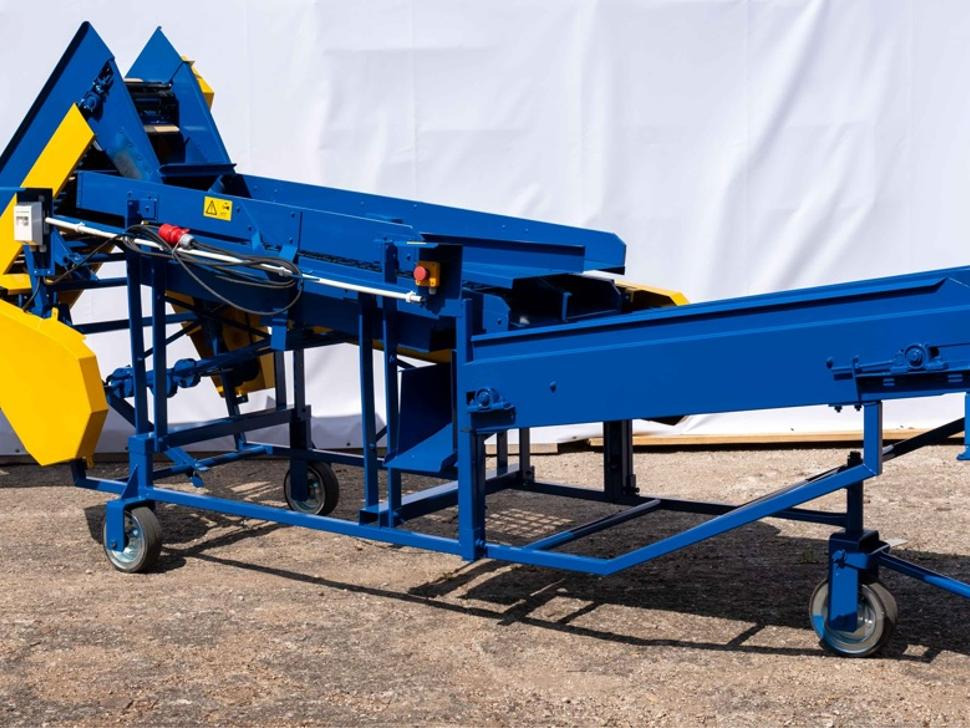Rolmet Kartoffelsortierer / Potato sorting machine / Trieuse de pomme de terre / Selezionatrice per patate / Clasificador de patatas / Сортировщик картофеля / Sortownik do ziemniaków M614/1 - Bramborářská technika: obrázek 1 Rolmet Kartoffelsortierer / Potato sorting machine / Trieuse de pomme de terre / Selezionatrice per patate / Clasificador de patatas / Сортировщик картофеля / Sortownik do ziemniaków M614/1 - Bramborářská technika: obrázek 1