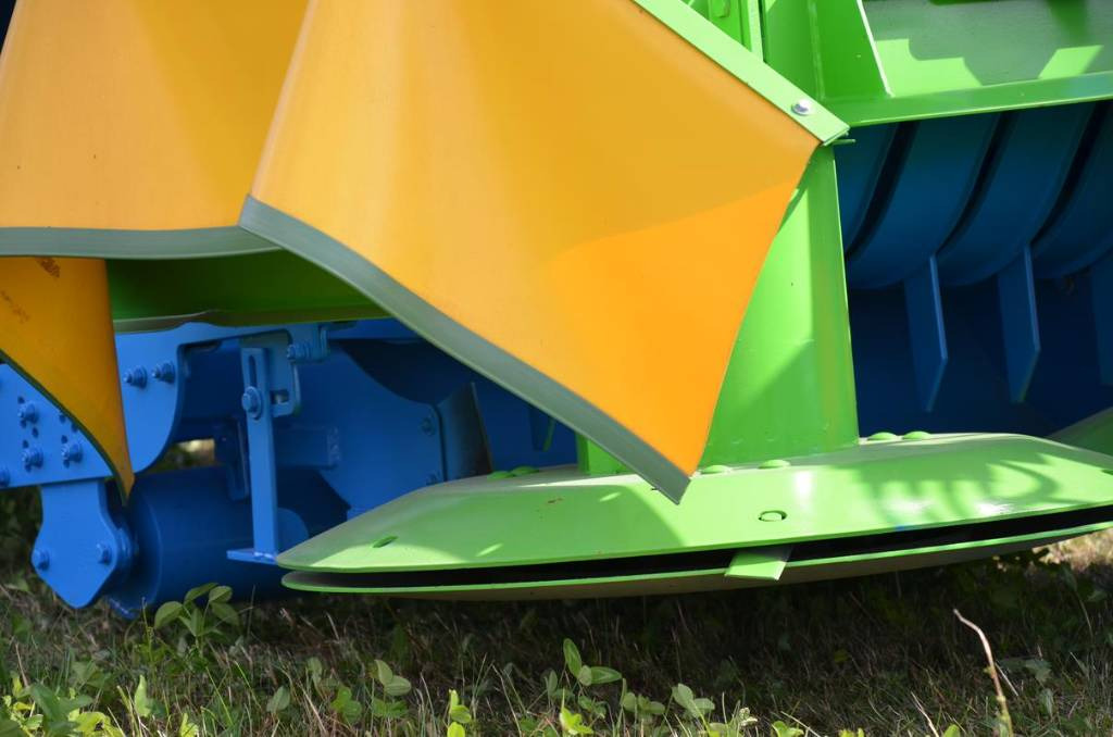 Nový Samonakládací vůz ZAMET Mähladewagen / Green forage mower / Remorque autochargeuse / Remolque autocargable / Самозагружающийся прицеп с косилкой / Przyczepa samozaładowcza z kosiarką bębnową T635/3: obrázek 20