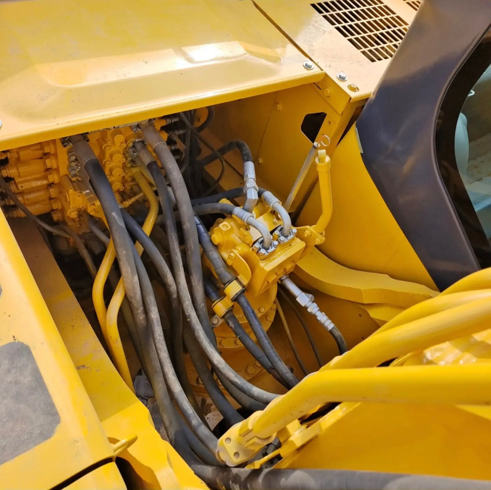 Nový Pásové rýpadlo KOMATSU PC300-7: obrázek 7