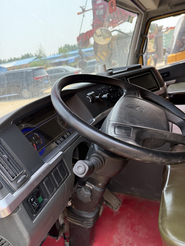 Autojeřáb SANY STC1000: obrázek 18