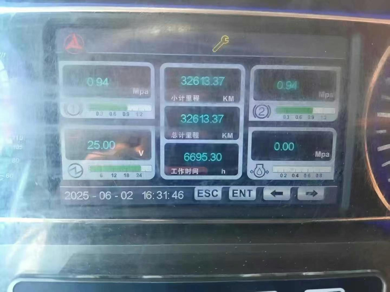 SANY STC100C7 - Autojeřáb: obrázek 2 SANY STC100C7 - Autojeřáb: obrázek 2