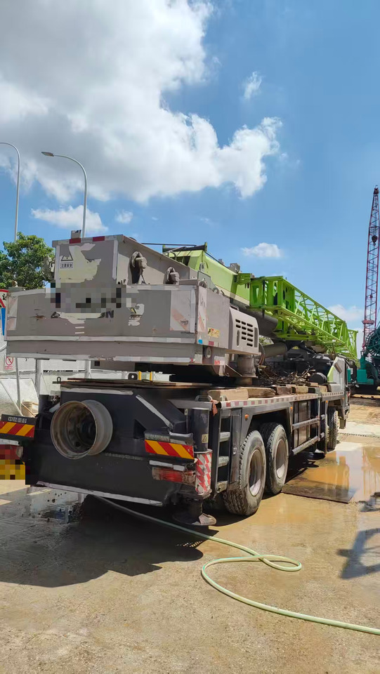 ZOOMLION ZOOMLION ZOOMLION  - Autojeřáb: obrázek 2 ZOOMLION ZOOMLION ZOOMLION  - Autojeřáb: obrázek 2