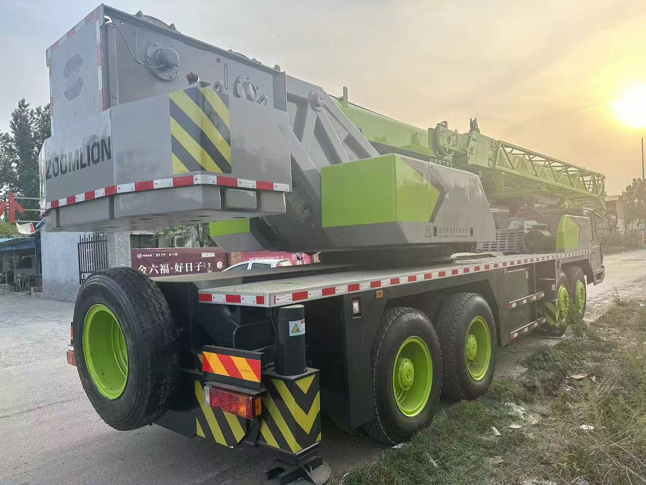 ZOOMLION ZTC701V - Autojeřáb: obrázek 4 ZOOMLION ZTC701V - Autojeřáb: obrázek 4