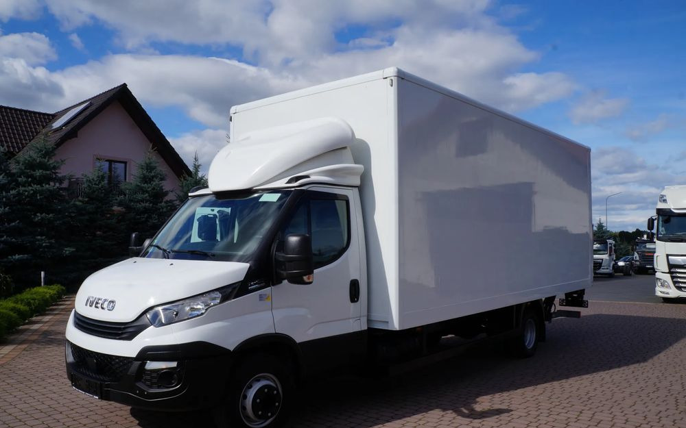 Iveco DAILY 72c18  Automat HI-MATIC Kontener 6 m 74 tys km STAN NOWY - Skříňový nákladní auto: obrázek 2 Iveco DAILY 72c18  Automat HI-MATIC Kontener 6 m 74 tys km STAN NOWY - Skříňový nákladní auto: obrázek 2