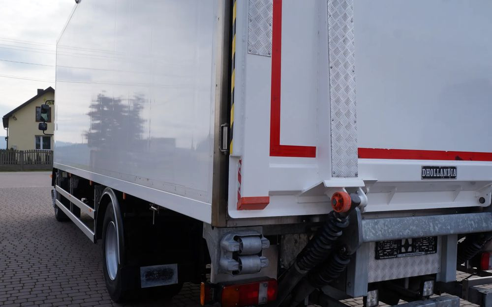 MAN TGM 18.250 EURO 6 CHŁODNIA KONTENER 7.50 m 199 TYS KM - Chladírenský nákladní automobil: obrázek 5 MAN TGM 18.250 EURO 6 CHŁODNIA KONTENER 7.50 m 199 TYS KM - Chladírenský nákladní automobil: obrázek 5