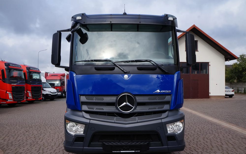 Mercedes-Benz ANTOS 1824 ACTROS EURO 6 RAMA DO ZABUDOWY ROZSTAW OSI 3.80M ANTOS 1830 1827 - Podvozek s kabinou: obrázek 2 Mercedes-Benz ANTOS 1824 ACTROS EURO 6 RAMA DO ZABUDOWY ROZSTAW OSI 3.80M ANTOS 1830 1827 - Podvozek s kabinou: obrázek 2