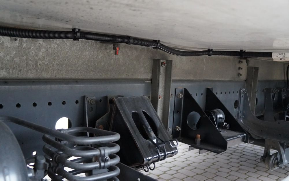 Mercedes-Benz ATEGO 1318 EURO 5 RAMA DO ZABUDOWY MANUAL 1322 - Podvozek s kabinou: obrázek 4 Mercedes-Benz ATEGO 1318 EURO 5 RAMA DO ZABUDOWY MANUAL 1322 - Podvozek s kabinou: obrázek 4