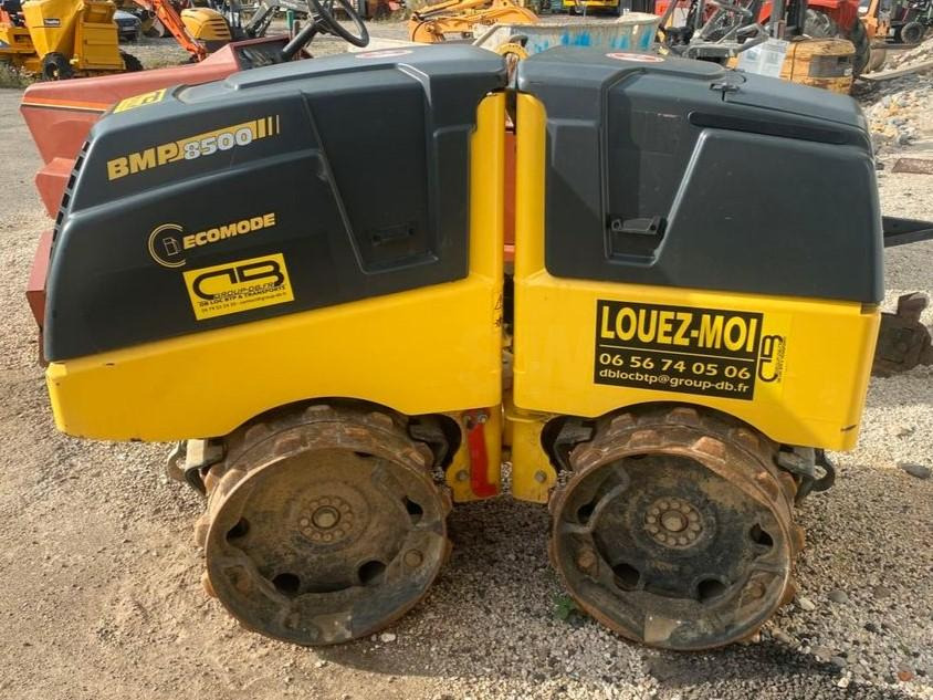 BOMAG BMP 8500 compacteur à pied de mouton - Kompaktor: obrázek 2 BOMAG BMP 8500 compacteur à pied de mouton - Kompaktor: obrázek 2