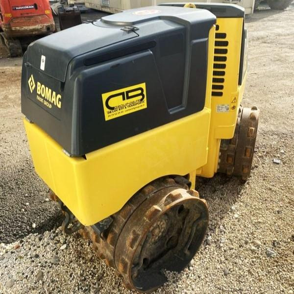 BOMAG BMP 8500 compacteur à pied de mouton - Kompaktor: obrázek 3 BOMAG BMP 8500 compacteur à pied de mouton - Kompaktor: obrázek 3