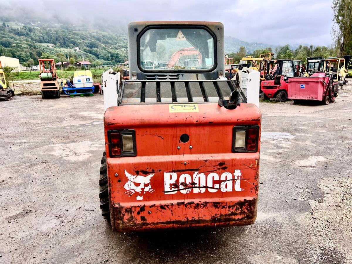 Bobcat S130 Chargeuse Compact - Smykový nakladač: obrázek 5 Bobcat S130 Chargeuse Compact - Smykový nakladač: obrázek 5