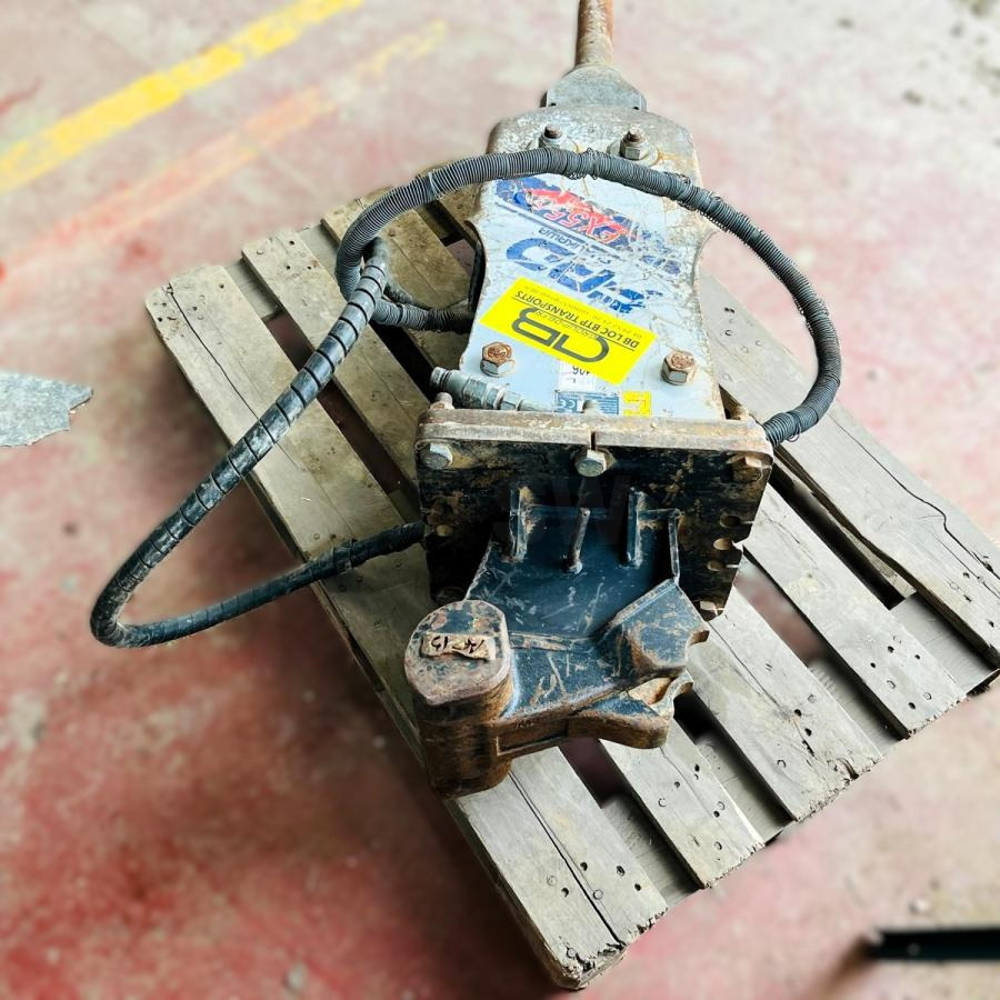 FURUKAWA FX55 BRH Marteau Hydraulique - Hydraulické kladivo: obrázek 3 FURUKAWA FX55 BRH Marteau Hydraulique - Hydraulické kladivo: obrázek 3