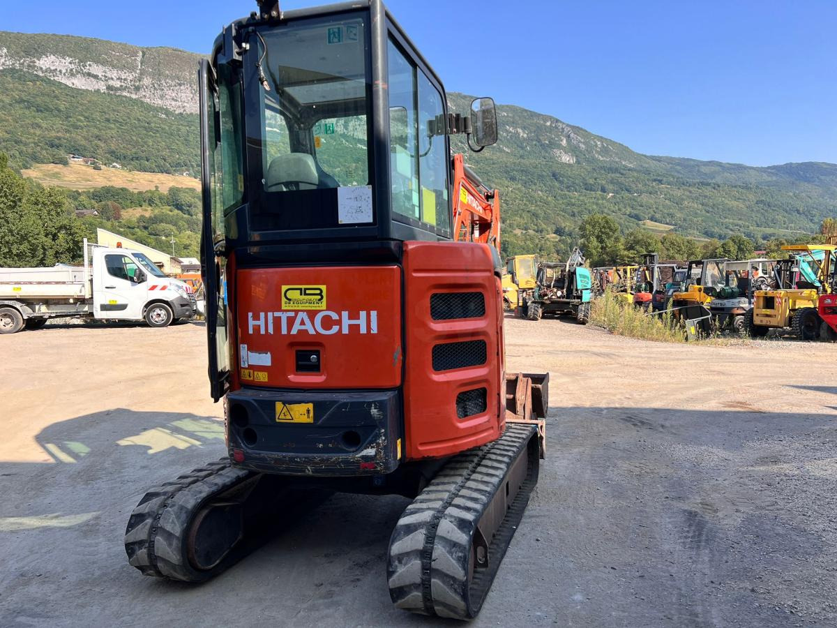 Hitachi ZX26U-5A MINI PELLE 2,7T - Mini rýpadlo: obrázek 3 Hitachi ZX26U-5A MINI PELLE 2,7T - Mini rýpadlo: obrázek 3
