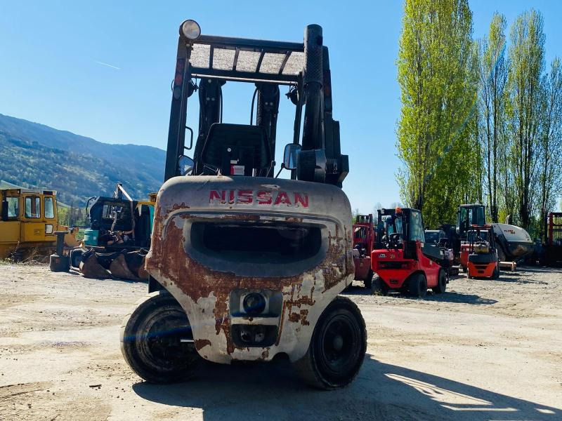 NISSAN FGD02A30Q Chariot élévateur - Dieselový vysokozdvižný vozík: obrázek 4 NISSAN FGD02A30Q Chariot élévateur - Dieselový vysokozdvižný vozík: obrázek 4