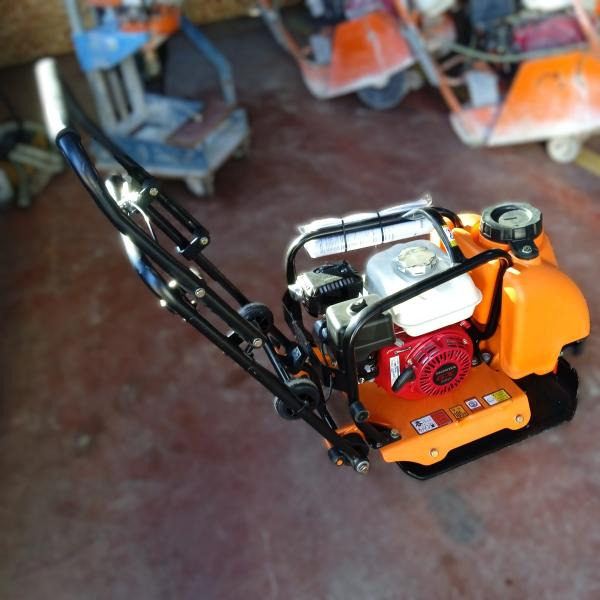 Spatmat Plaque vibrante 90Kg SPATMAT MS90 - Vibrační deska: obrázek 4 Spatmat Plaque vibrante 90Kg SPATMAT MS90 - Vibrační deska: obrázek 4