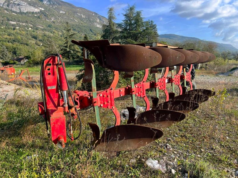 Vogel & Noot Charrue portée 5 corps - Pluh: obrázek 1 Vogel & Noot Charrue portée 5 corps - Pluh: obrázek 1