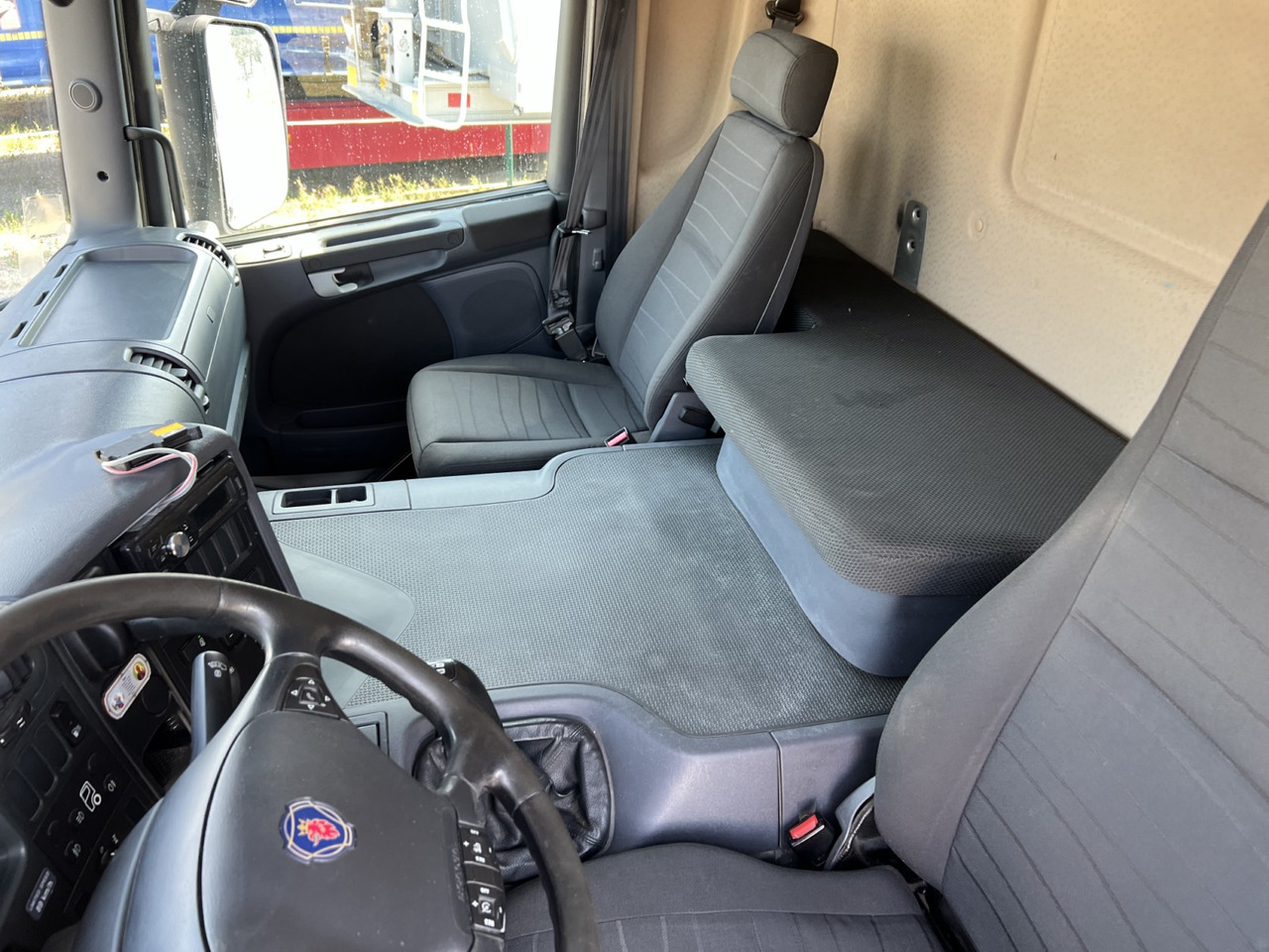 Nákladní automobil valníkový/ Plošinový Scania P320: obrázek 7