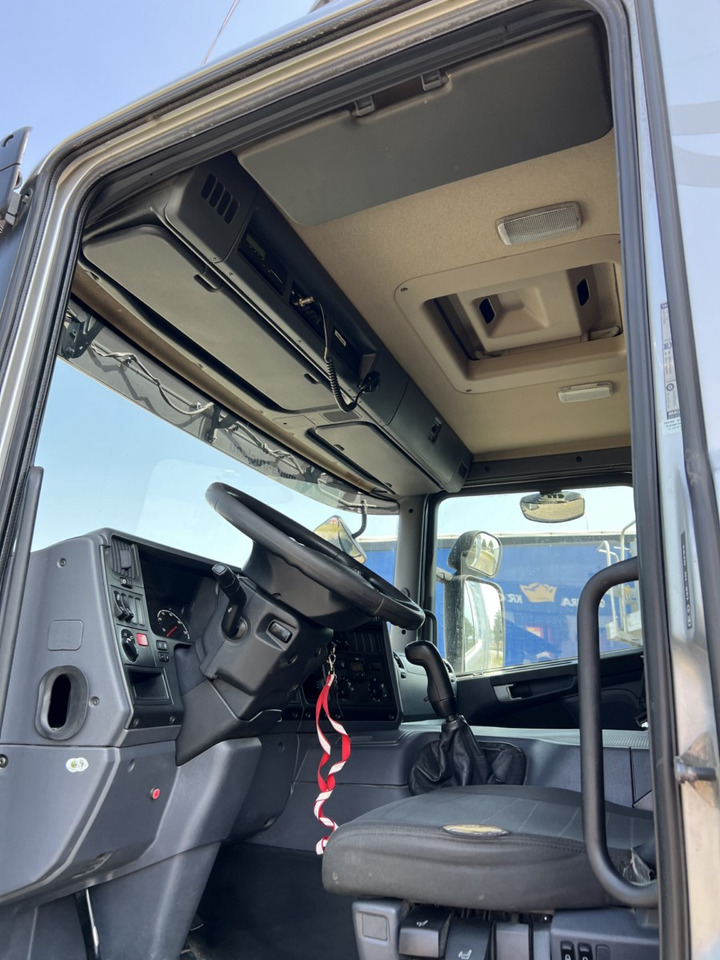 Nákladní automobil valníkový/ Plošinový Scania P320: obrázek 34