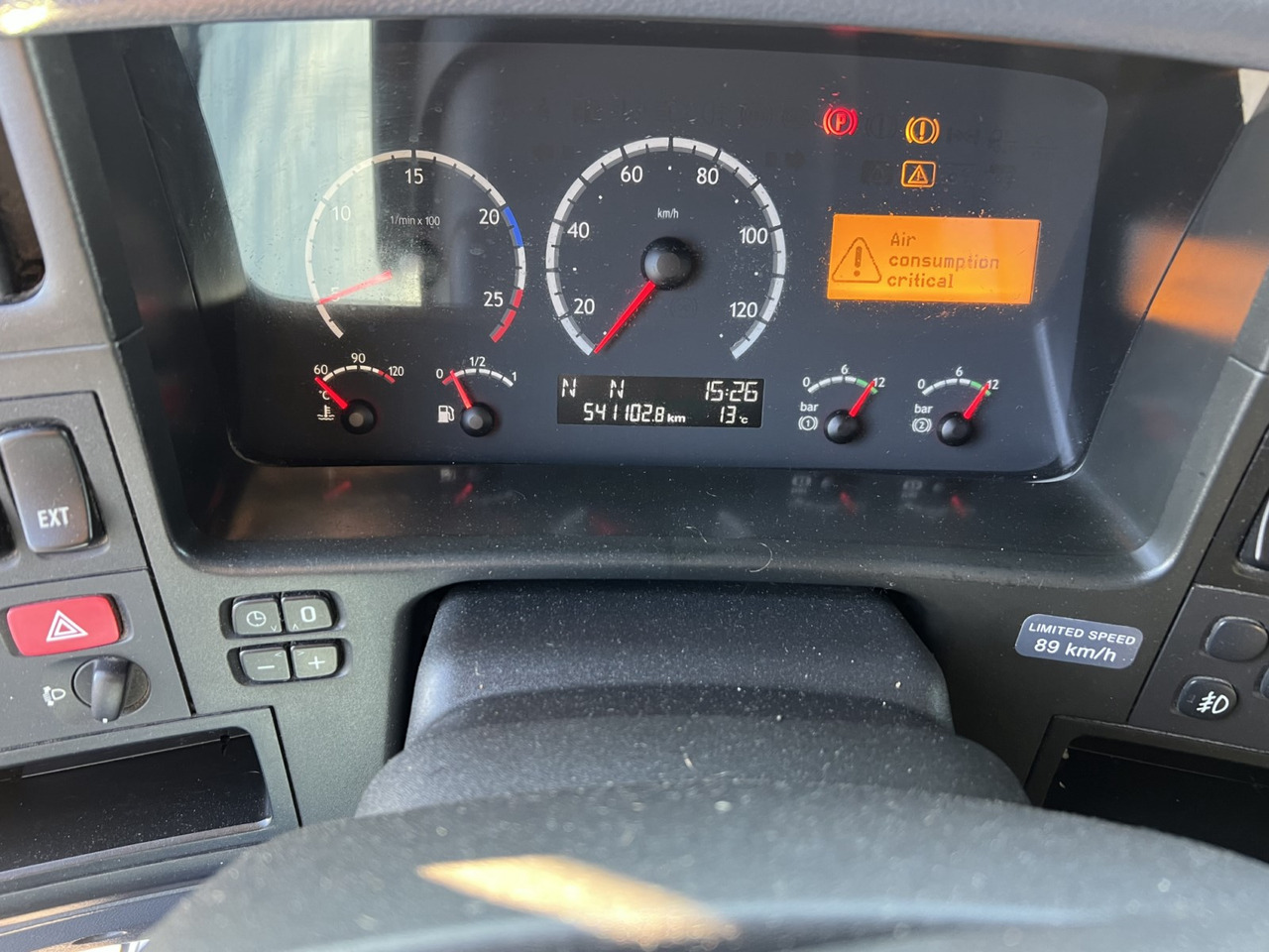 Tahač SCANIA P380: obrázek 15