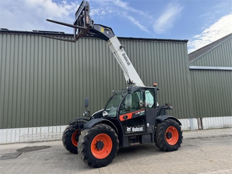 Bobcat TL38.70HF Agri - Teleskopický manipulátor: obrázek 3 Bobcat TL38.70HF Agri - Teleskopický manipulátor: obrázek 3