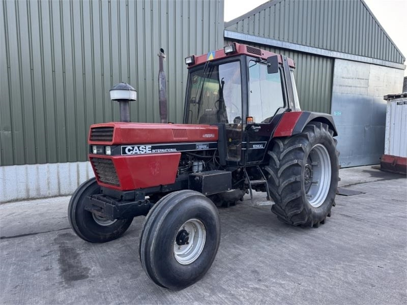 Case International 1056XL 2WD - Traktor: obrázek 3 Case International 1056XL 2WD - Traktor: obrázek 3