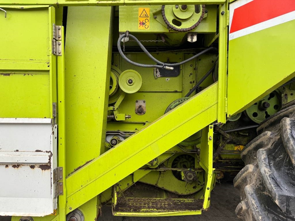 Claas 208 dominator mega combine  leasing Claas 208 dominator mega combine: obrázek 17